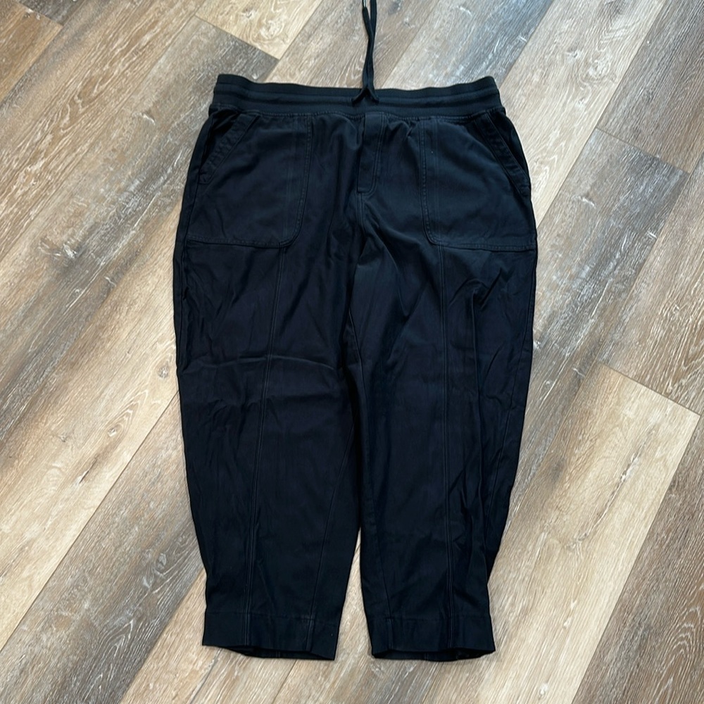 Athleta relaxed joggers